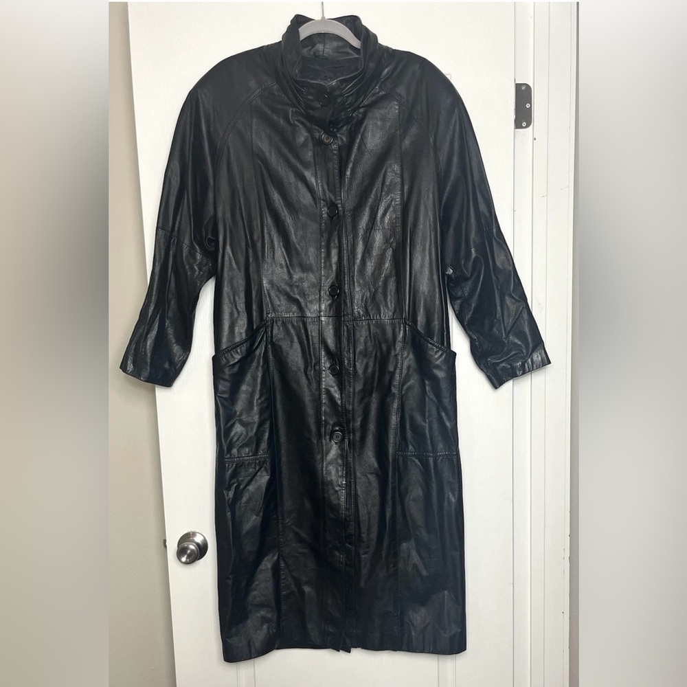 Vintage 90’s Pelle Women’s Leather Trench Coat Jacket Size M Black Button City